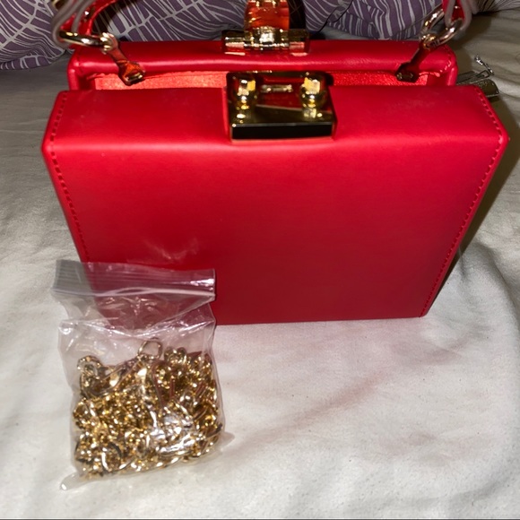 Red box crossbody/clutch purse - Picture 6 of 7